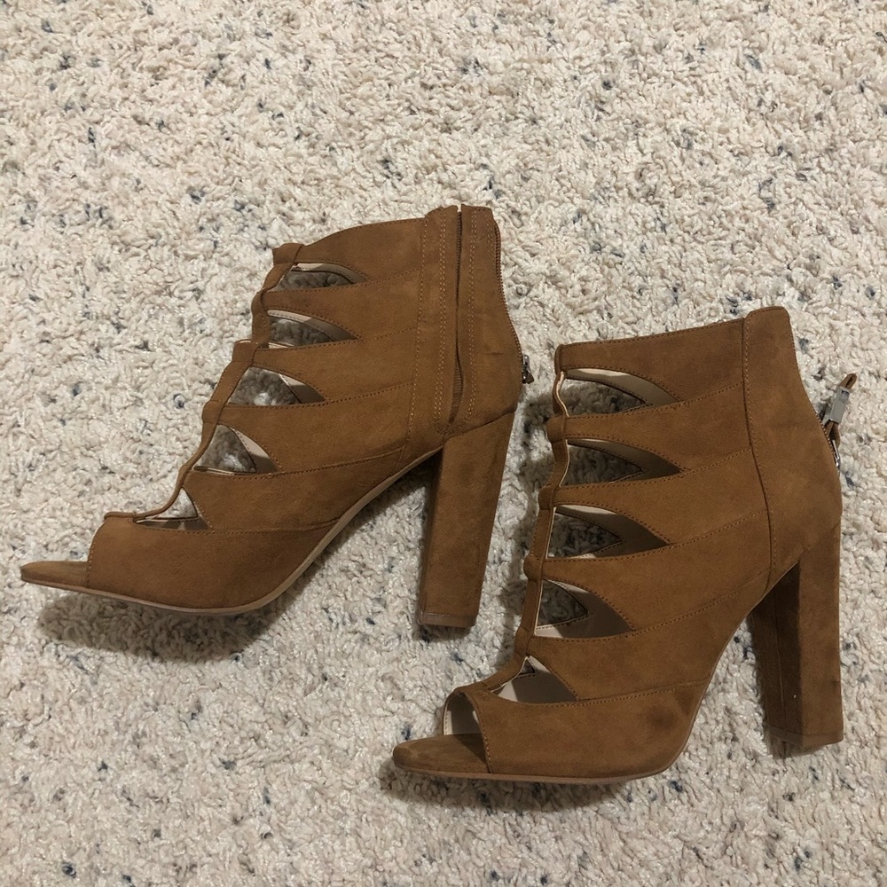 MARC FISHER- heels